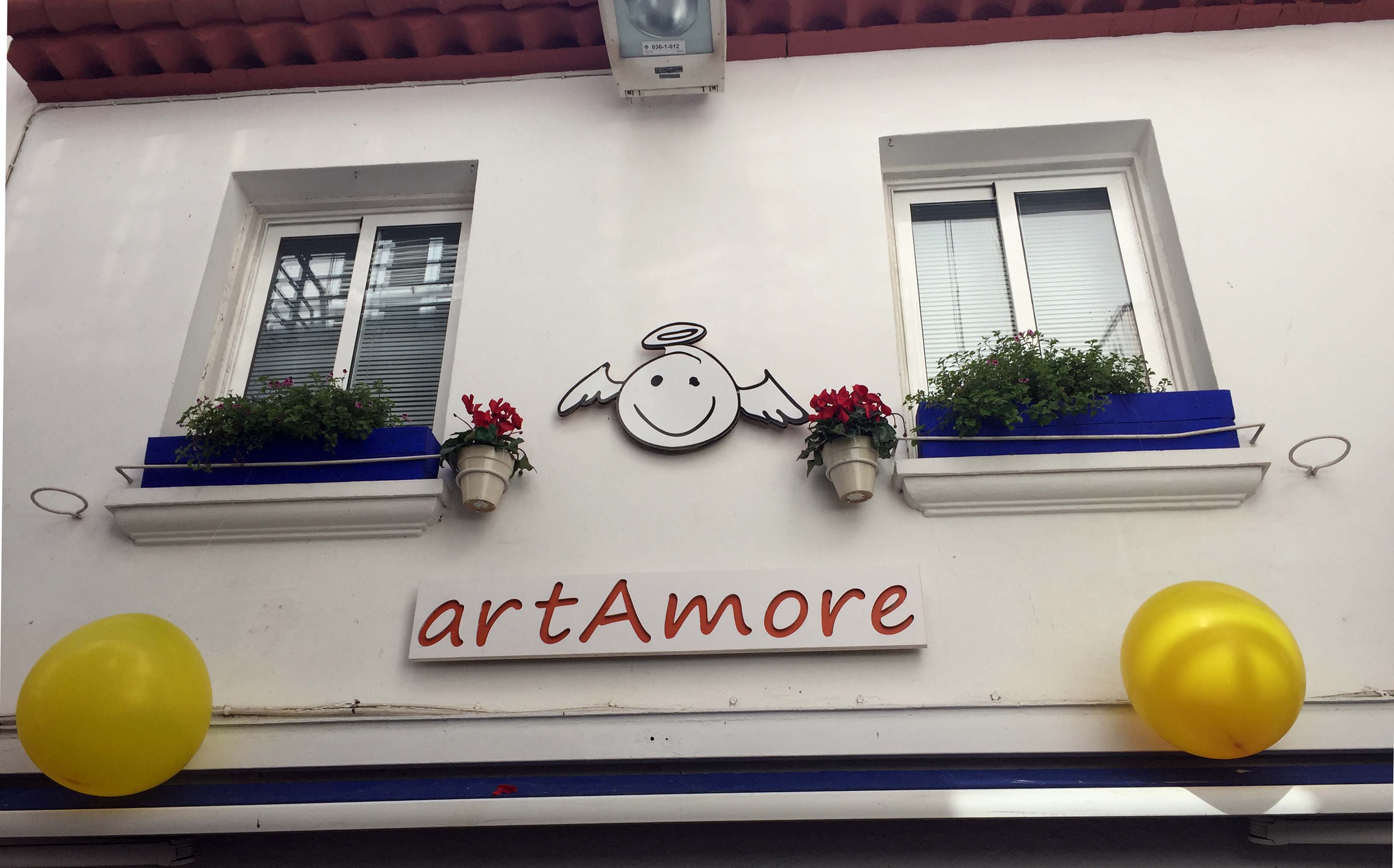 IV Anniversary artAmore Sitges – Pictures and video